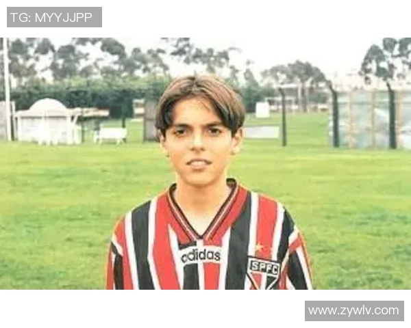 巴西足球明星的童年故事与成长历程揭秘